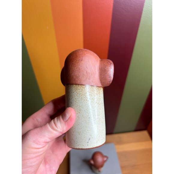 Vintage pottery elephant salt and pepper shakers and toothpick holder set - Picture 4 of 8